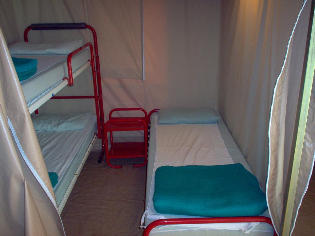 Camping Les Tournesols Sille-le-Guillaume Экстерьер фото